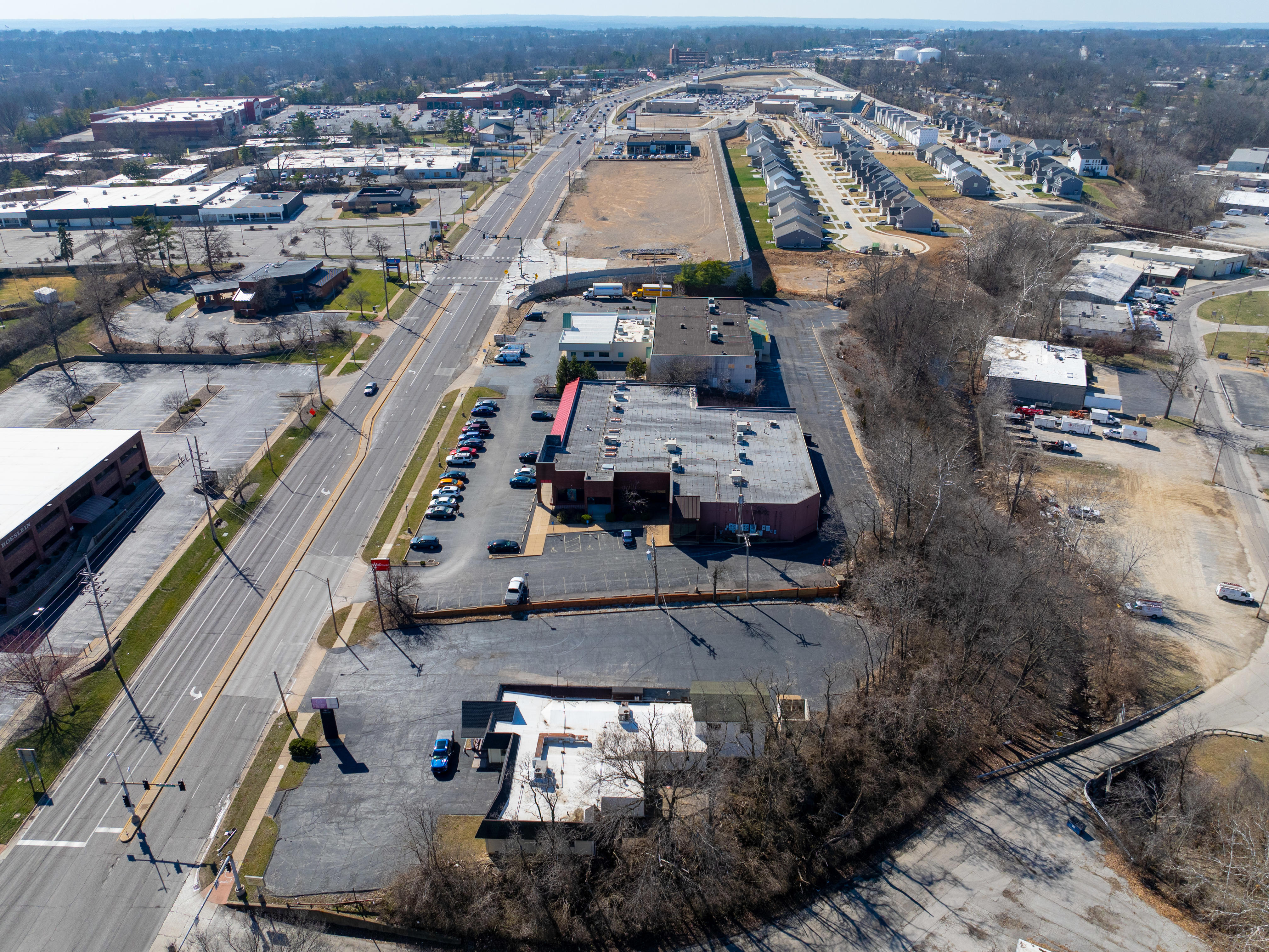 Watson Rd-Crestwood MO |5208 SF Commercial Building | 41,950 SF Lot | Corner Location-Watson Industrial Park